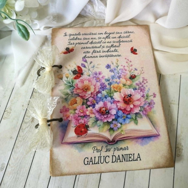 Album / jurnal personalizat - cadou pentru profesoara, diriginta, invatatoare, educatoare
