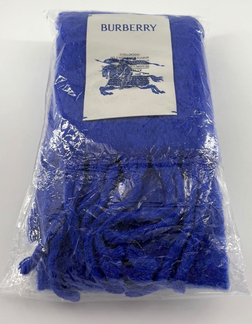 Burberry Wool stole