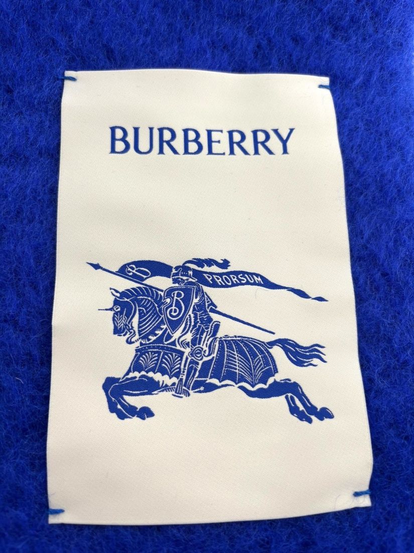 Burberry Wool stole