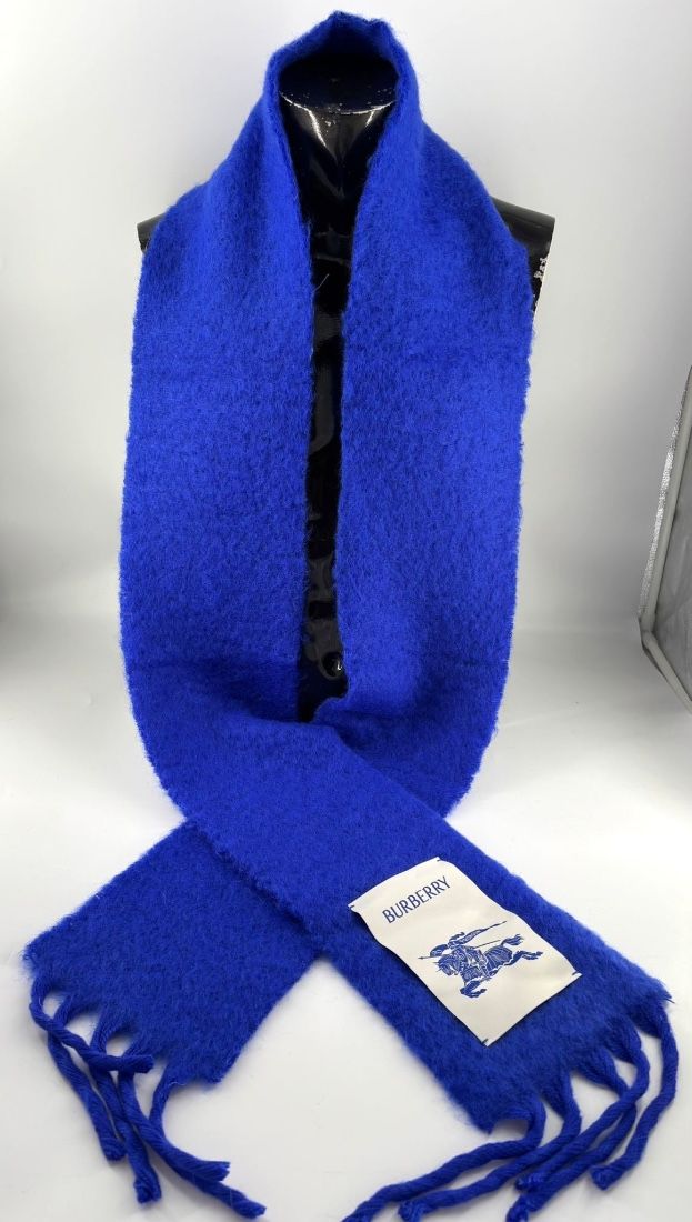 Burberry Wool stole