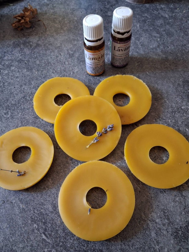 Set 2 odorizante naturale din ceară de albine cu ulei esențial lavandă & lămâie handmade