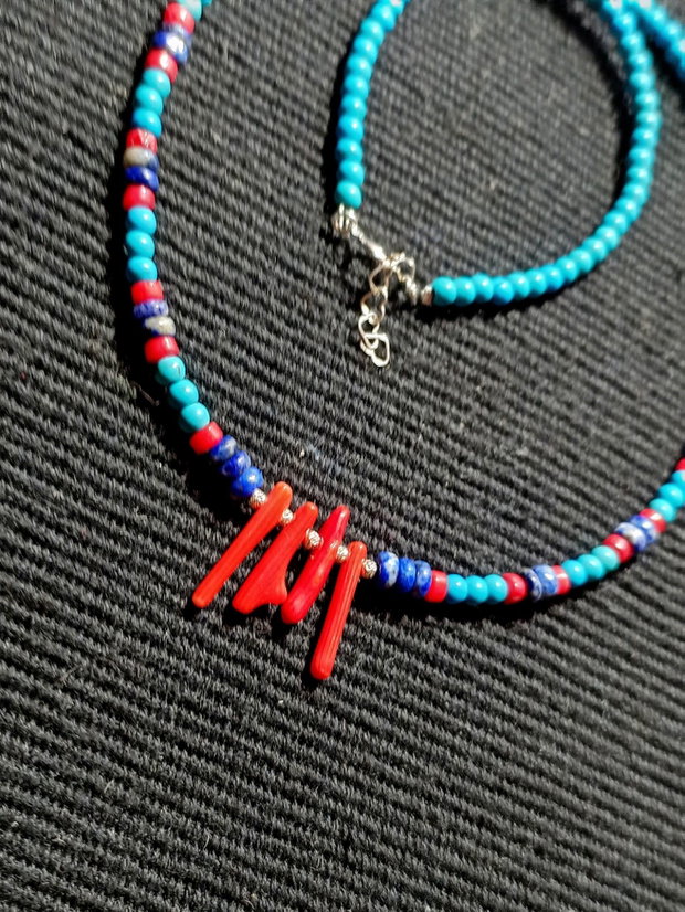 Rezervat Colier argint coral lapis lazuli turcoaz reconstruit minimalist boho chic multicolor trendy