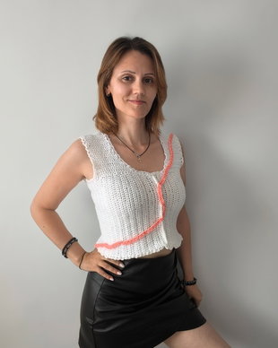 White top