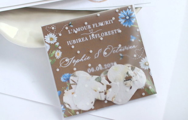 Confetti plantabil - inimioare hartie manuala plantabila cu seminte si petale de flori