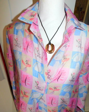 Bluza  noua, usoara , de vara,  masura  libera  50 - 52 ,