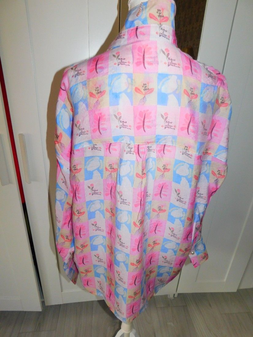 Bluza noua, usoara , de vara, masura libera 50 - 52 ,