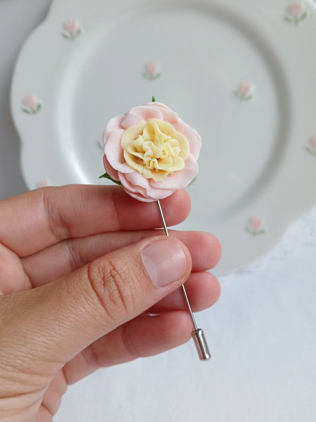 Brosa Bujor