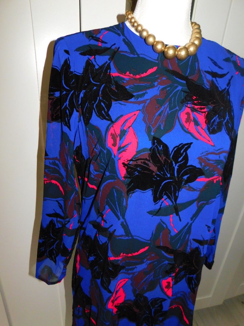 Brandul danez YAS, rochie noua , S ,spectaculoasa, etichete atasate