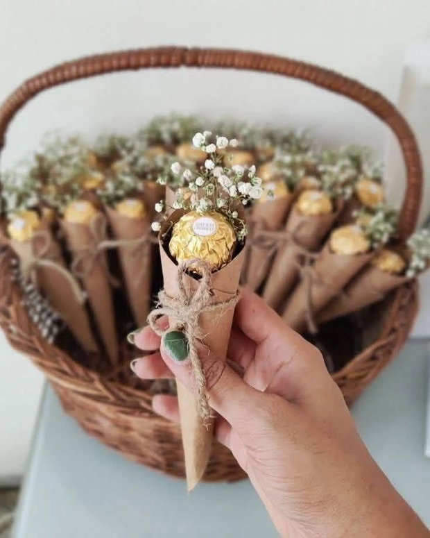 Marturii rustice Ferrero Rocher