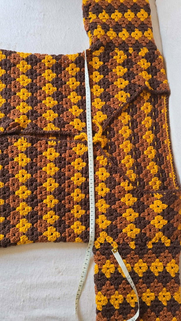Cardigan croșetat handmade în stil vintage 80s / hippie