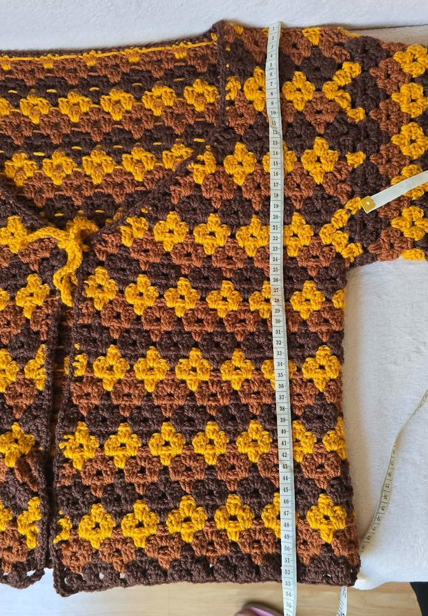 Cardigan croșetat handmade în stil vintage 80s / hippie