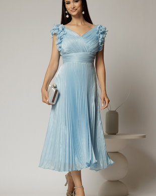 Rochie midi bleu din voal plisat cu decolteu V si volanase la maneci
