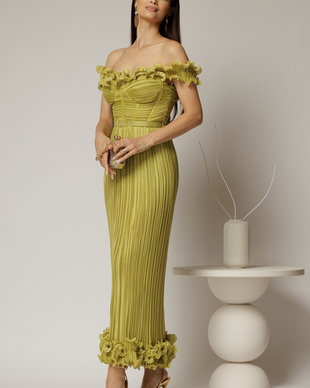 Rochie midi verde lime de ocazie cu bust tip corset si fusta plisata
