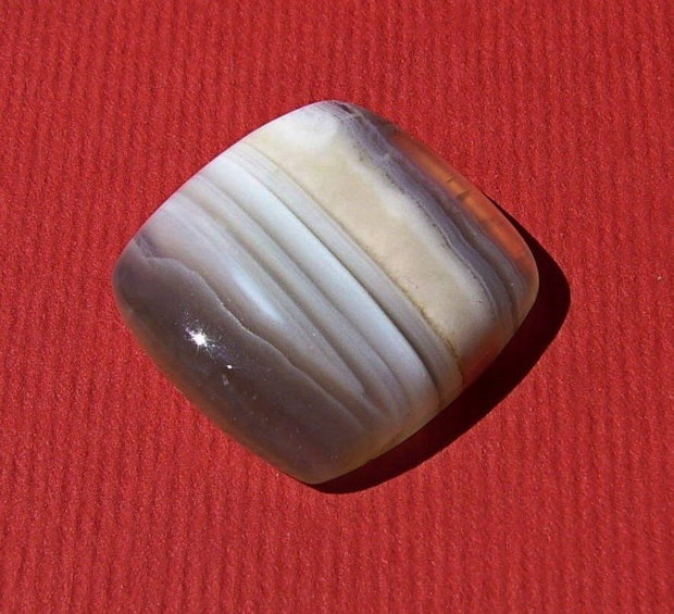 Cabochon din agata Botswana aprox 18.5x18.5x5.5 mm