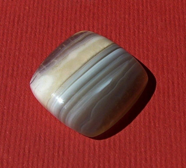 Cabochon din agata Botswana aprox 18.5x18.5x5.5 mm