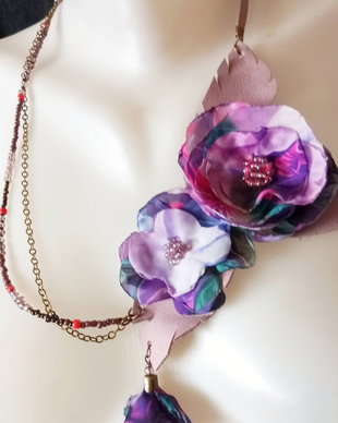Colier floral violet indigo