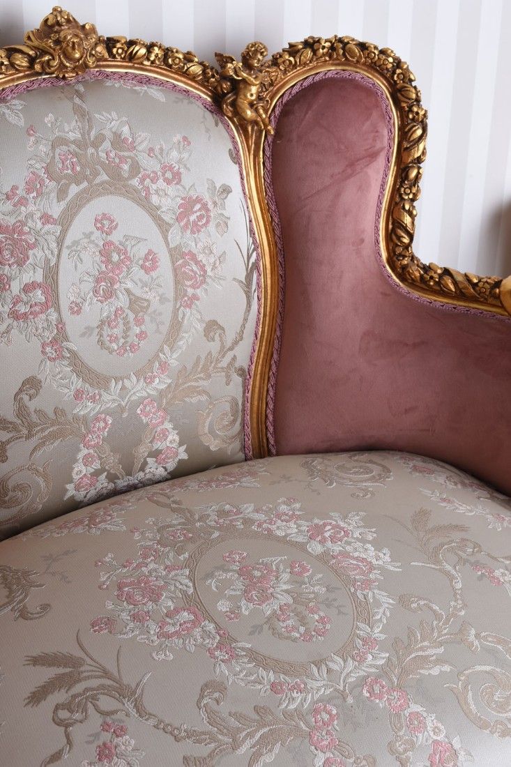 Sofa baroc din lemn auriu cu tapiterie catifea si matase
