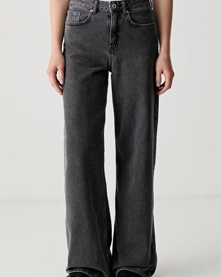 Karl Lagerfeld Jeans blugi relaxed fit pentru femei