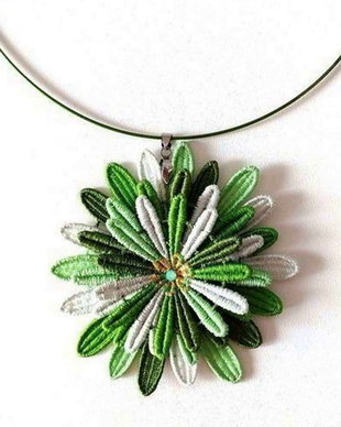 Colier cu Floare Verde Degrade 3D