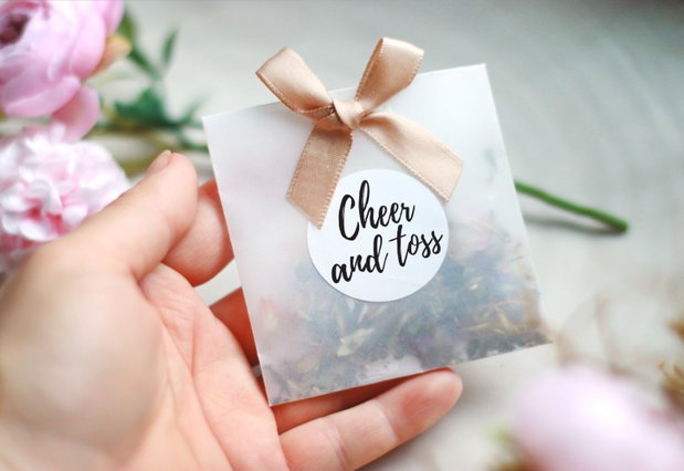 Set 10buc pungute confetti - seminte si petale de flori - sticker personalizabil