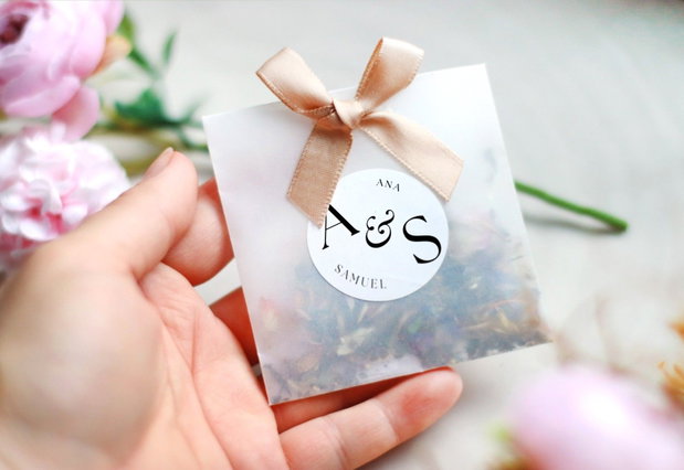 Set 10buc pungute confetti - seminte si petale de flori - sticker personalizabil