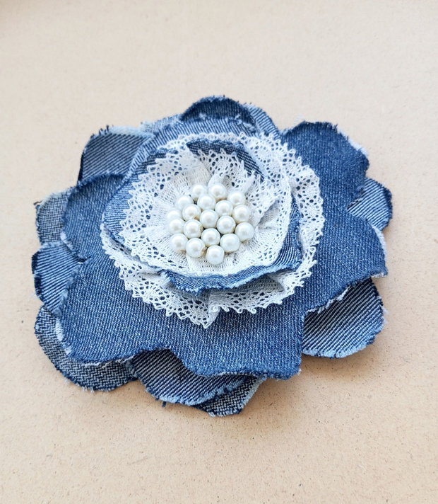 brosa denim , dantela , perle 13 cm
