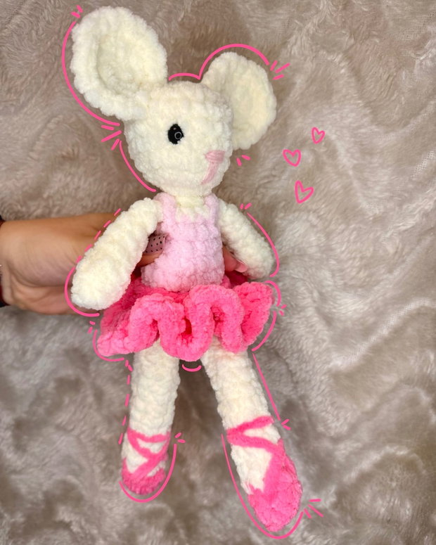 Șoricica Balerina  Jucărie Amigurumi Croșetată