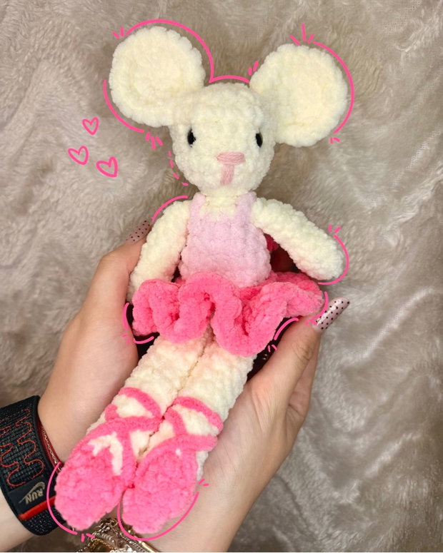Șoricica Balerina  Jucărie Amigurumi Croșetată