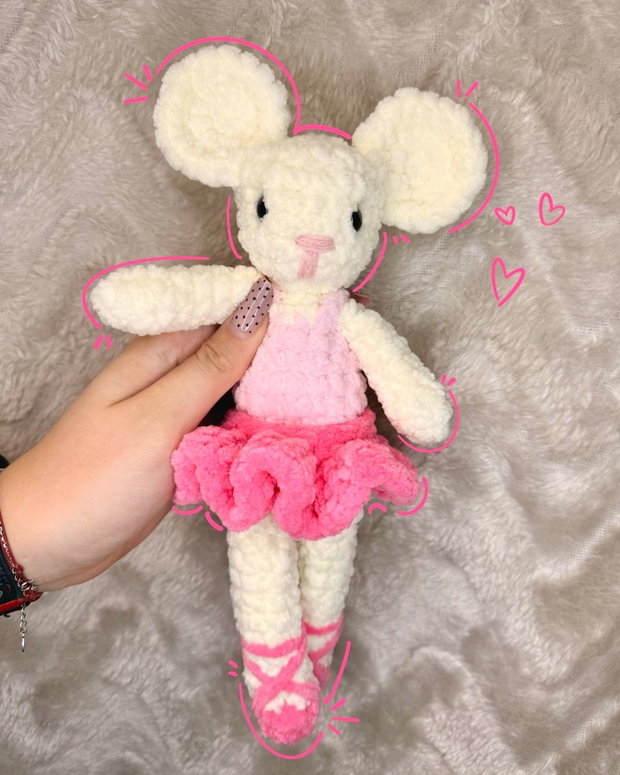 Șoricica Balerina  Jucărie Amigurumi Croșetată