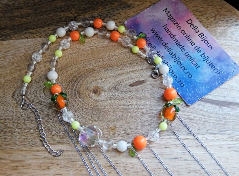 Colier handmade cu portocale, mărgele de sticlă și oțel inoxidabil bijuterie unicat veselă și colorată de vara (cod1444)