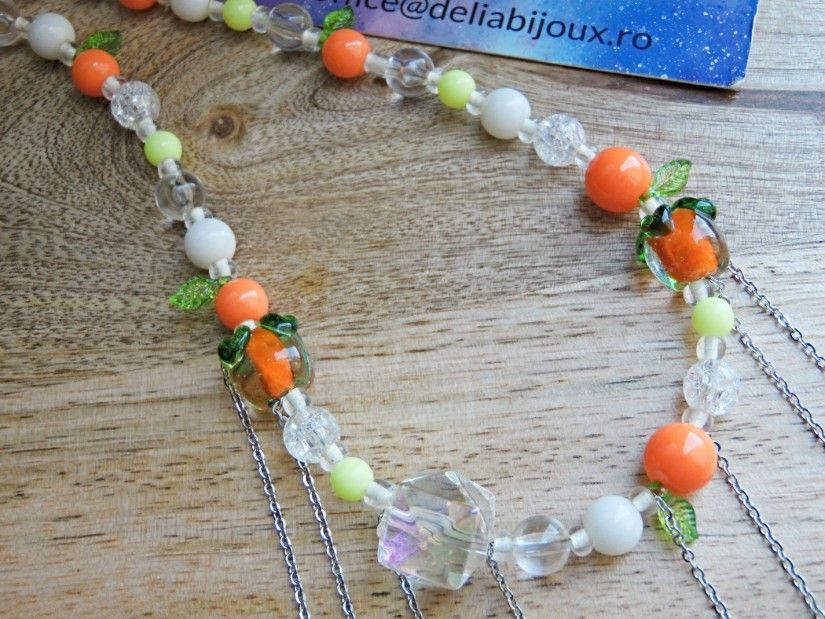 Colier handmade cu portocale, mărgele de sticlă și oțel inoxidabil bijuterie unicat veselă și colorată de vara (cod1444)