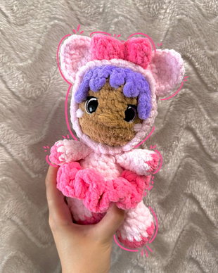 Păpușică în Costum de Purceluș  Jucărie Amigurumi Croșetată Handmade