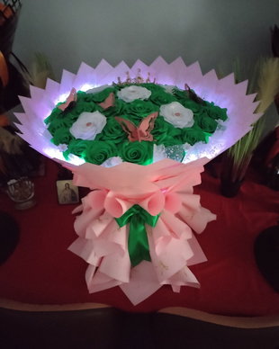 Buchet trandafiri satin!