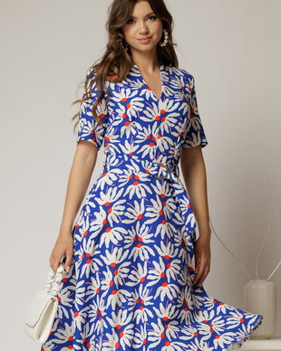 Rochie midi albastra cu imprimeuri florale cu decolteu in V si cordon cu catarama in talie