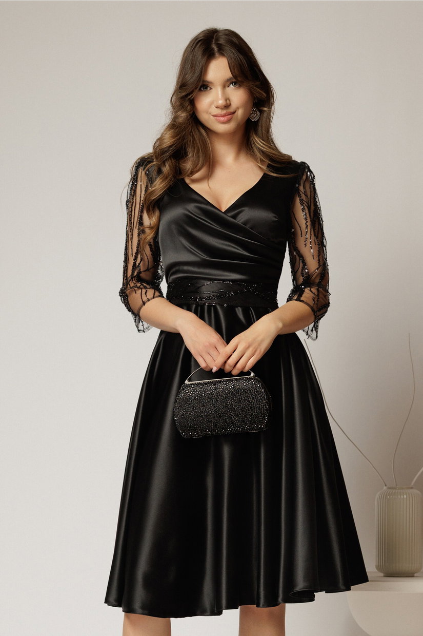 Rochie Adria neagra din tafta in clos cu cordon in talie