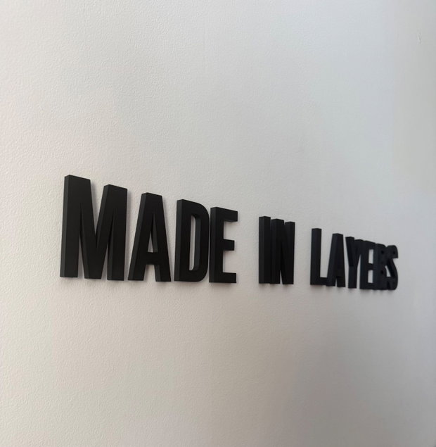 Decorațiune Perete Litere Volumetrice | Logo 3D Personalizat