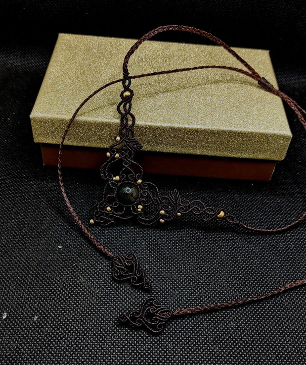 Colier Frunze Micromacrame Cu Obsidian Auriu