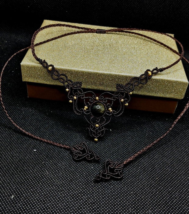 Colier Frunze Micromacrame Cu Obsidian Auriu