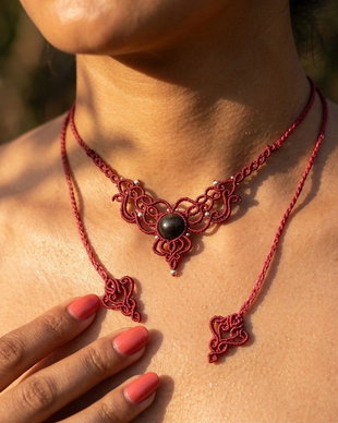 Colier delicat micromacrame cu Obsidian argintiu