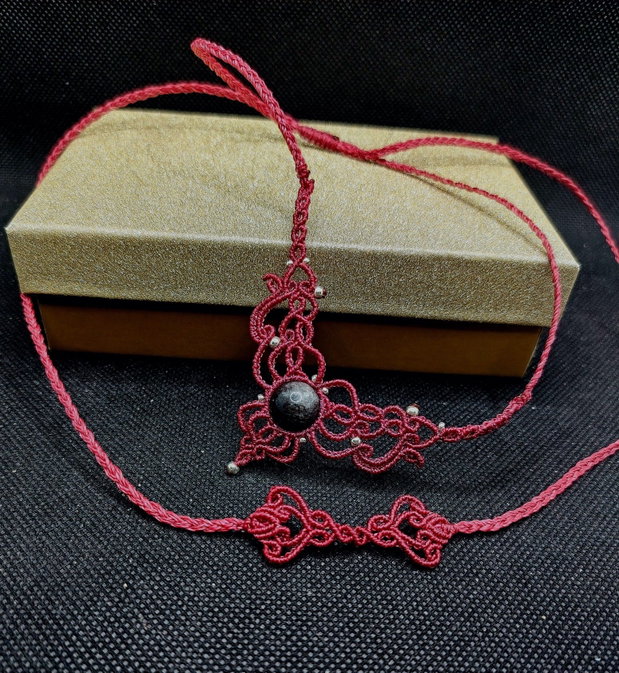 Colier delicat micromacrame cu Obsidian argintiu