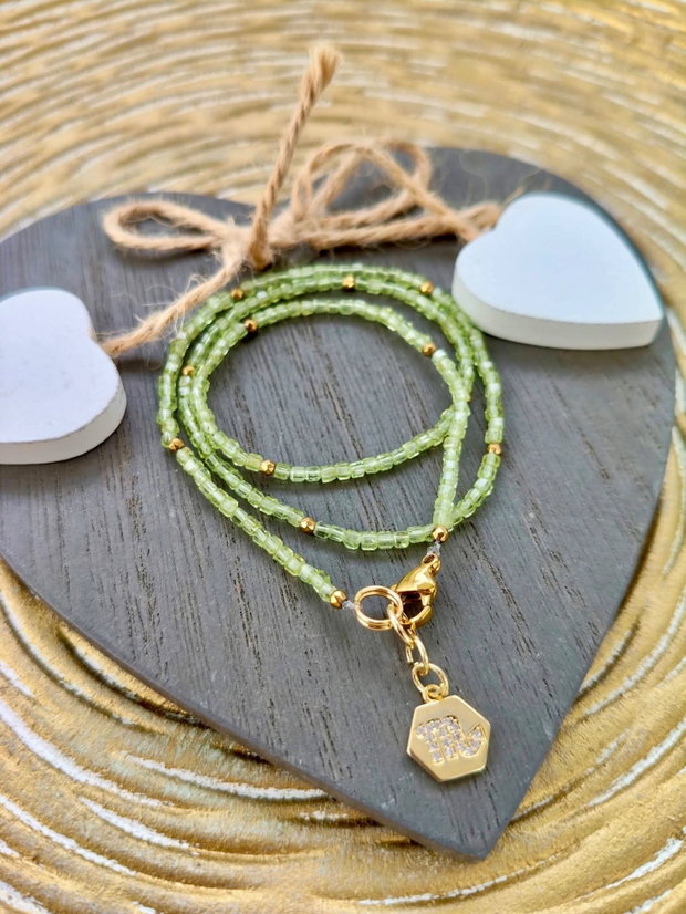 Colier CHOKER Peridot natural & mini pandantiv zodie