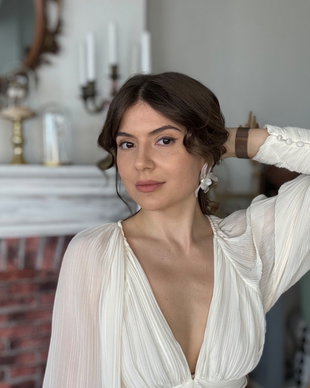 Anna - Cercei diafani cu petale semitransparente