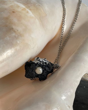 Colier lava rock si perla
