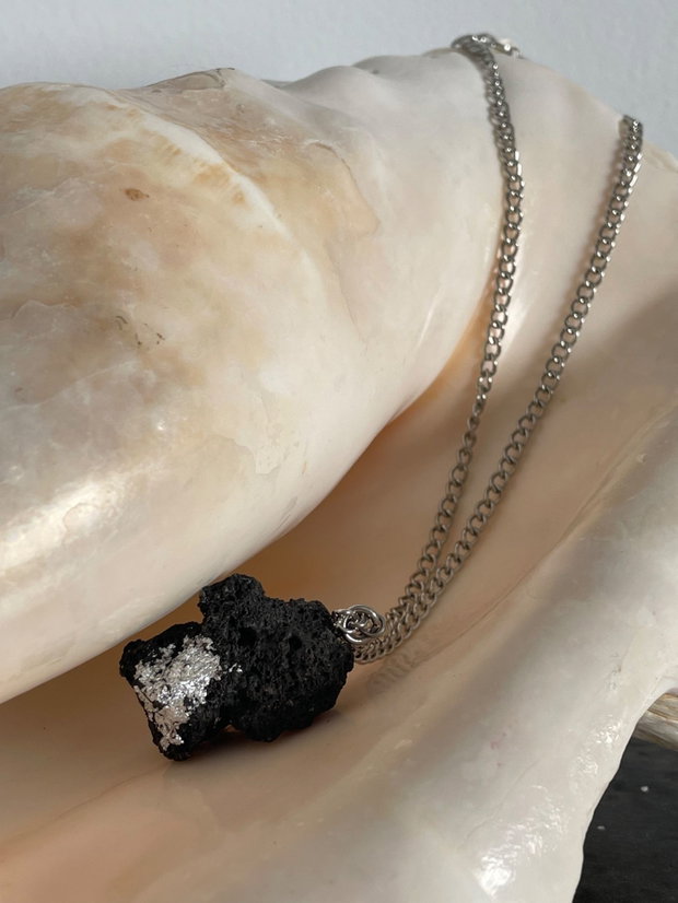 Colier lava rock si perla