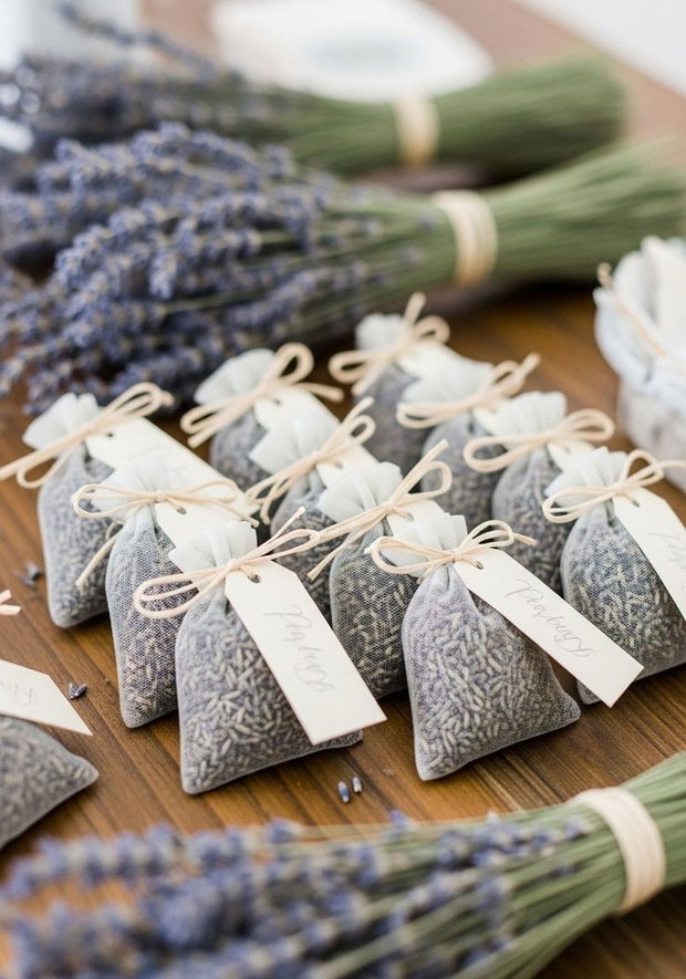 Mărturii nuntă săculeț cu lavandă naturală handmade, parfum delicat, cadou invitați nuntă și botez