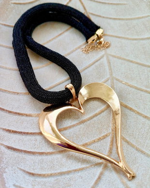 Bijuterii handmade