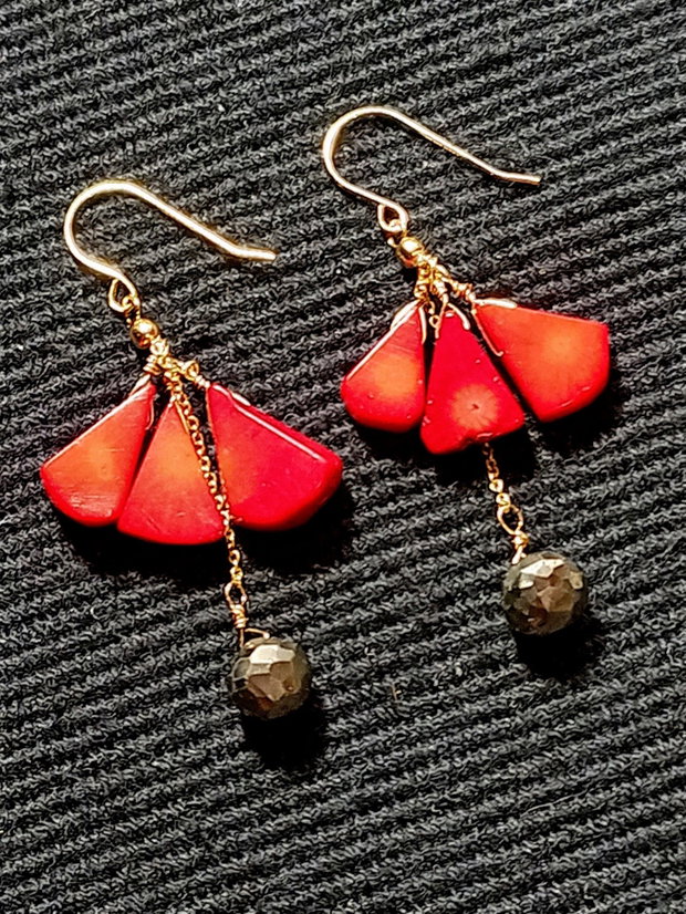 Cercei vermeil coral pirita lant argint placat cu aur boho chic trendy