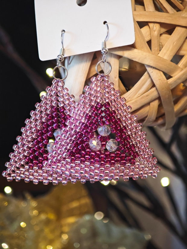 Cercei unicat roz din mărgele sticla Cehia și cristale Swarovski