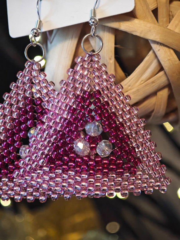 Cercei unicat roz din mărgele sticla Cehia și cristale Swarovski
