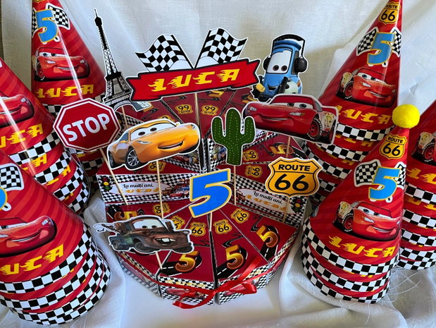 Tort Cars din cutii felie tort
